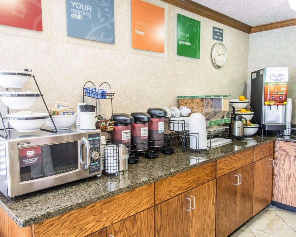 Quality Inn Image 10