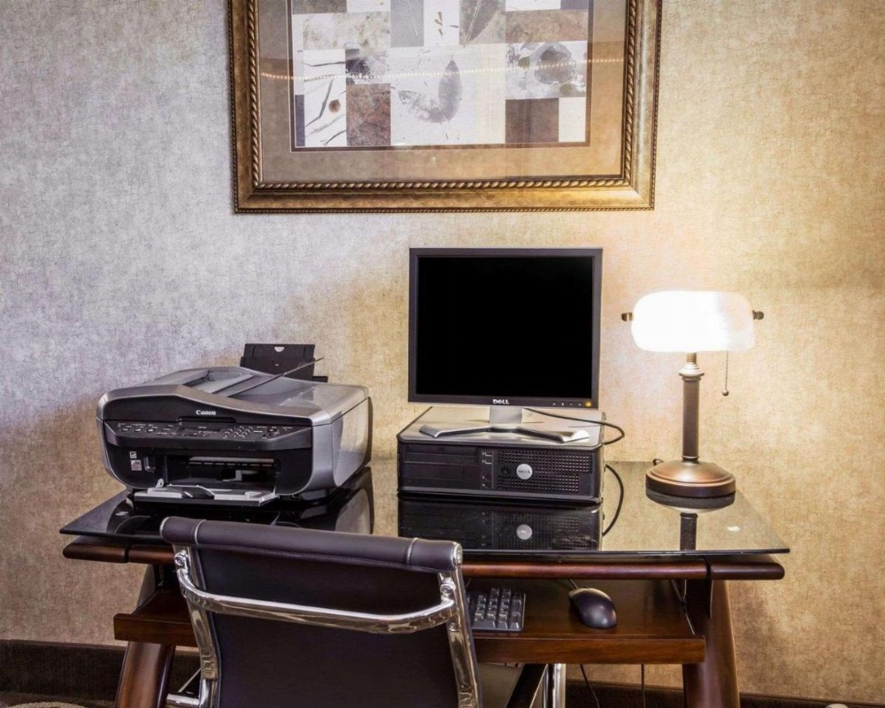 Quality Inn Image 27
